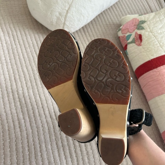 UGG platform heel shoes - Picture 4 of 5